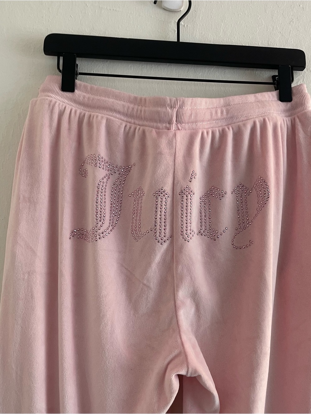 Juicy Couture Baby Pink Juicy Rhinestone Back Velour Pull On Pants Womens Large - Picture 3 of 8